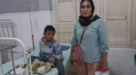 Keterangan Foto : Muhammad Hafiz Yang Menderita Usus Keluar di Berikan Rujukan Oleh Pemerintah Kota Tanjung Balai, (Jum'at, 12/5/2023) 