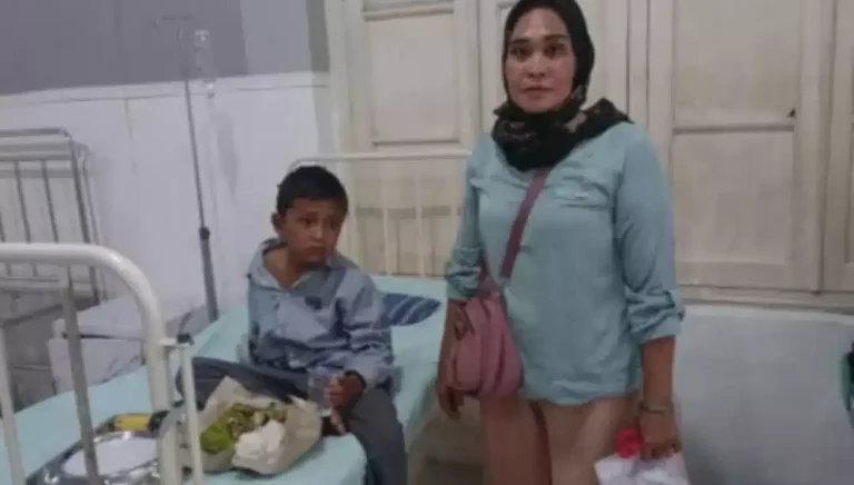 Pemkot Pemkot Tanjung Balai Bantu Penderita Usus Keluar Rujuk Ke RS Medan I Teras Media