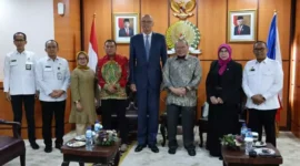 Ketua DPD RI AA LaNyalla Mahmud Mattalitti menerima kunjungan Duta Besar Republik Ceko Untuk Indonesia Jaroslav Dolecek, (Senin, 15/5/2023) 