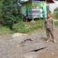 Keterangan foto : Respon cepat Satuan Pamong Praja (Satpol PP) Kabupaten Lebak mendapat pujian dari sejumlah masyarakat yang ada di Kampung Kanaga, Desa Warunggunung, Kecamatan Warunggung, Kabupaten Lebak, Selasa (16/5/2023)