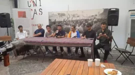 Keterangan foto : Solidaritas Aktivis '98 dalam pernyataan sikap di Teater Utan Kayu, Sabtu 20 Mei 2023.