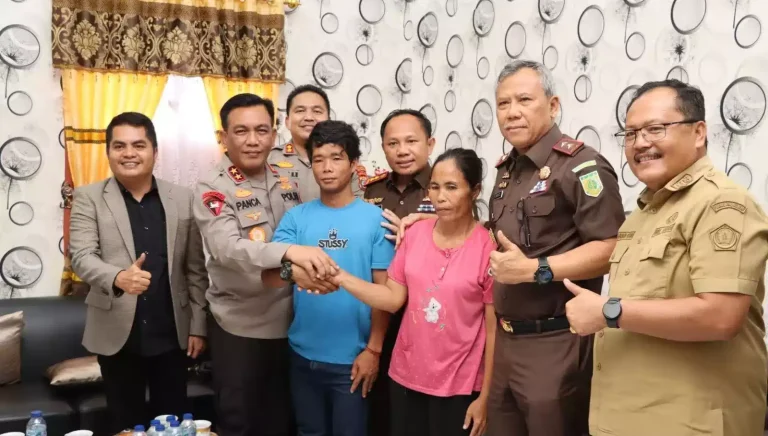 IMG-20230524-WA0001 Kajati Sumut Idianto Mediasi Erlina Zebua dengan Korban I Teras Media