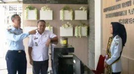 Keterangan foto : Lapas Kelas I Cirebon menyambut kunjungan dari Lapas Kelas I Palembang Yulius Sahruzah beserta tim Zona Integritas, Kamis (25/5/2023)