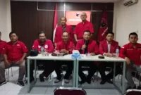 Keterangan foto : Badan Bantuan Hukum dan Advokasi Rakyat (BBHAR) PDIP Kota Bekasi mendorong agar pihak kepolisian Kota Bekasi melalui Cyber bisa menyelidiki dan mengungkap secara cepat pelaku vandalisme yang menyerang secara pribadi Plt Walikota, Sabtu (27/5/2023)