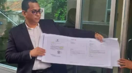 Keterangan foto : Kuasa hukum PT Bumi Gas Energi (BGE), Khersna Guntarto usai sidang di KIP, Selasa (30/5/2023)