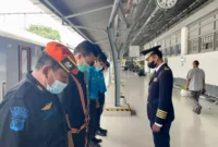 Keterangan foto : volume penumpang Kereta Api Jarak Jauh (KAJJ) dari Stasiun Gambir dan Pasar Senen mengalami lonjakan hampir 2x lipat, Rabu (31/5/2023)