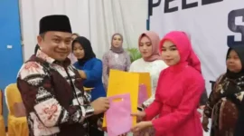 Keterangan foto : Pelepasan Siswa-siswi Kelas XII SMKN 1 Kalanganyar Tahun Ajaran 2022-2023, hal ini disampaikan oleh Kepala Sekolah SMKN 1 Kalanganyar Kabupaten Lebak Banten, Kamis (23/05/2023)