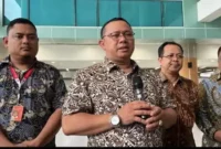 Keterangan Foto: Direktur Layanan Haji dalam Negeri Kemenag Saiful Mujab Bandara Kertajati Jum'at (5 /5)