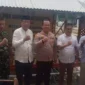 Keterangan Foto: Kompak Muspika Kecamatan Sepatan Resmikan Pos Kamling Bersuara di Desa Kayu Bongkok. Sabtu (20/5).