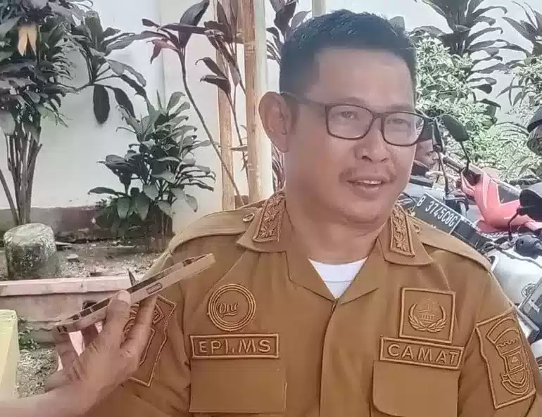 Pemerintah Kecamatan Sepatan Melakukan Penertiban Bangunan Liar I Teras Media