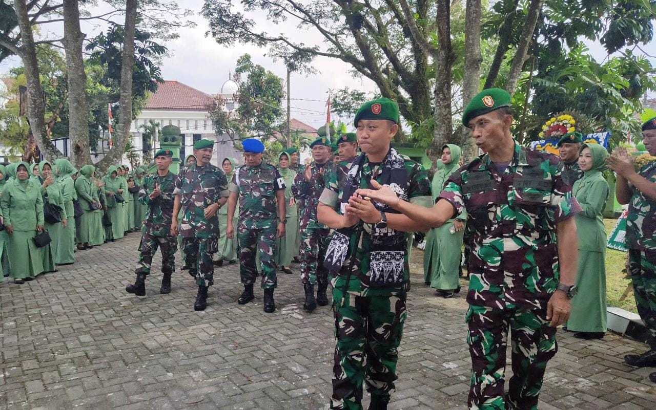 Kodim 0601/Pandeglang Laksanakan Tradisi Lepas Sambut Komandan Kodim I Teras Media