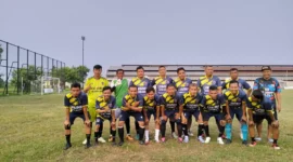 Foto: Tim Sepak Bola Kayu Trofeo 
