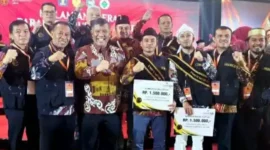 Keterangan foto : Kepala Desa Binaan Kantor Wilayah Hukum Dan HAM Jawa Barat R. Andika Dwi Prasetya Dapatkan Penghargaan Paralegal Justice Award, (Minggu, 4/6/2023) 