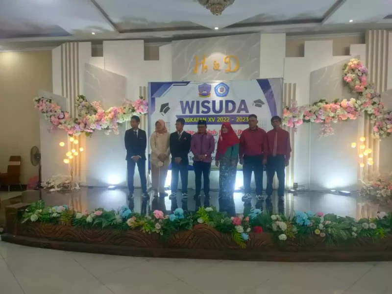 Foto :  SMPN 3 Teluknaga, Kabupaten Tangerang, menggelar acara wisuda pelepasan siswa-siswi angkatan XV tahun 2022-2023