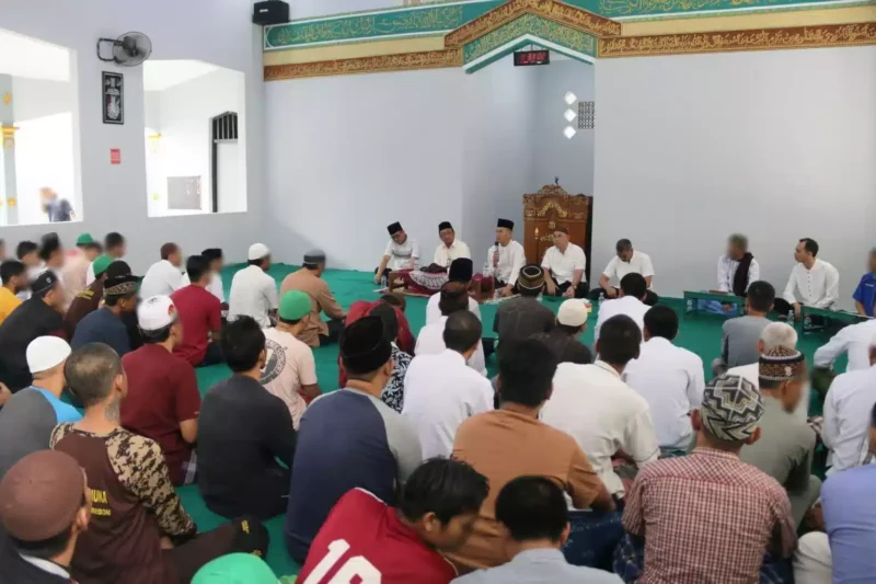 Keterangan foto : Pegawai Dan Warga Binaan Pemasyarakatan (WBP) Lapas Kelas I Cirebon Menggelar Pasbi SIHANI, (Rabu, 7/6/2023) 