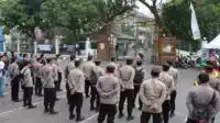 Polres Lebak Laksanakan Pengamanan dan Pengawalan Pemberangkatan Jemaah Haji I Teras Media