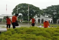 Keterangan foto : Aksi Bersih - Bersih Lapas Kelas II A Paledang di Alun-alun Kota Bogor, (Minggu, 18/6/2023)