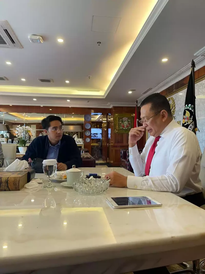 Keterangan Poto: Azka aufary ramli bersama ketua MPR RI Bambang Soesatyo.
