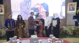 Keterangan Foto : Menteri Hukum dan HAM Yassona Laoly Berikan Apresiasi Pada Putri Ariani, (Selasa, 20/6/2023) 