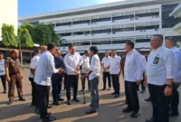 Keterangan foto : Jaksa Agung Burhanuddin pada acara penyerahan hewan qurban yang berlangsung di halaman gedung utama Kejaksaan Agung (Kejagung), Jakarta, Selasa (27/06/2023).