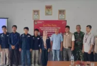 Keterangan Poto : Poto bersama usai Rapat Pleno, antara Ketua PPK, Panwaslu, Sekmat, Polsek, Koramil dan Pengurus Partai Politik ( 4/6/2023 )
