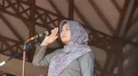 Keterangan foto : Bupati Pandeglang Irna Narulita mengapresiasi kinerja jajaran Polres Pandeglang yang berhasil menggalkan kasus curanmor, Jumat (2/6/2023)
