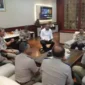 Keterangan foto : Kapolda Banten Irjen Pol Prof. Dr. Rudy Heriyanto menerima kunjungan silaturahmi Kakanwil BPN Provinsi Banten dan Kakanwil BPN Provinsi Jawa Barat di ruang kerja Kapolda Banten pada Senin (05/06).