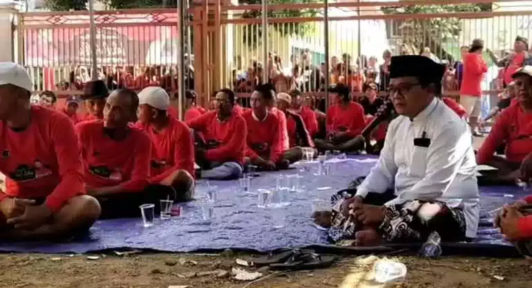 Ketua DPRD Kabupaten Tangerang Kholid Ismail Distribusikan Sapi Sebanyak 23 Ekor untuk Kurban I Teras Media