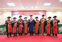 Foto: Bupati Tangerang Ahmed Zaki Iskandar resmi bergelar doktor setelah melakukan sidang terbuka Promosi Doktor Ilmu Pemerintahan di Program Pascasarjana Institut Pemerintahan Dalam Negeri (IPDN)