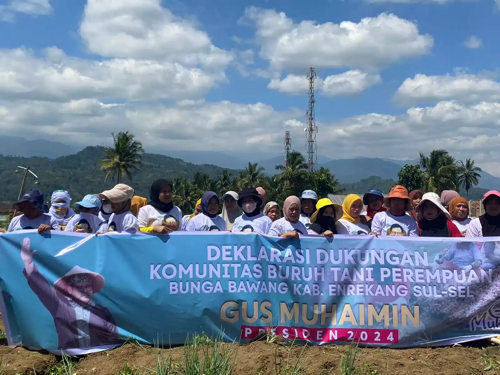 DUKUNGAN CAK IMIN PRESIDEN MENGALIR DARI KOMUNITAS BURUH TANI PEREMPUAN KABUPATEN ENREKANG I Teras Media