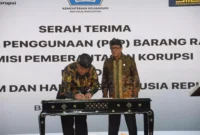 Keterangan Foto : Penyerahan Aset Ke Menteri Hukum dan HAM Yassona Laoly dari KPK, (Rabu, 12/7/2023) 