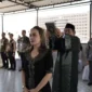 Keterangan foto : Pada prosesi pelantikan dan pengambilan sumpah ini turut hadir pula Pejabat Struktural Kantor Pertanahan Kota Administrasi Jakarta Pusat dan Ketua beserta Pengurus IPPAT Jakarta Pusat, Jumat (21/7/2023)