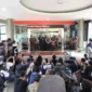 Keterangan foto : Menteri Pemuda dan Olahraga Dito Ariotedjo tiba di Gedung Bundar Jaksa Agung Muda Pidana Khusus, Kejaksaan Agung, Jakarta, Senin (3/7/2023)