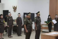 Keterangan foto : Kepala Kejaksaan Negeri Kota Malang Pimpin Serah Terima Jabatan Kasi Datun dan PB3R Kota Malang, (Kamis, 6/7/2023)