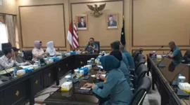 Keterangan foto ; Teh Camel diketahui menjadi Ketua Panitia Turnamen Golf Terbuka yang diadakan oleh Kerapatan Indonesia Tanah Air (KITA) bersama Dinas Penelitian dan Pengembangan TNI Angkatan Laut (DISLITBANG TNI AL).