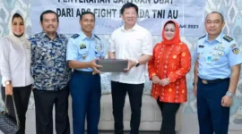Keterangan foto : Akademi Beladiri Sejati Fight (ABS FIGHT) yang baru saja dibentuk pada Senin 10 Juli 2023 melakukan kunjungan ke kantor Wisma Aldiron Jalan Gatot Subroto Jakarta Selatan, Senin (10/9/2023)