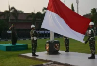 Keterangan foto : Kasrem 064/MY Pimpin Upacara Bendera , (Senin, 17/7/2023)