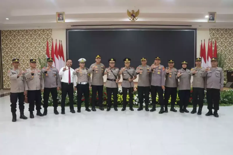 Keterangan foto : Serah Terima Jabatan Kapolres Lebak AKBP Suyono SIK, (Kamis, 20/7/2023) 