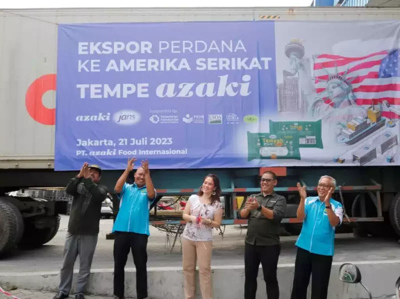 Keterangan Poto: Ekspor perdana tempe azaki ke Amerika Serikat.