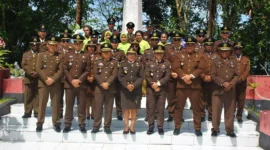 Keterangan foto : Kepala Kejaksaan Negeri Biak Numfor Dr. E. P. Numberi mengatakan penegak hukum harus tegakkan hukum yang tegas dan humanis. Hal ini dikatakan Kajari Biak Numfor saat Hari Bhakti Adhyaksa ke-63 yang jatuh pada Sabtu (22/7/2023)