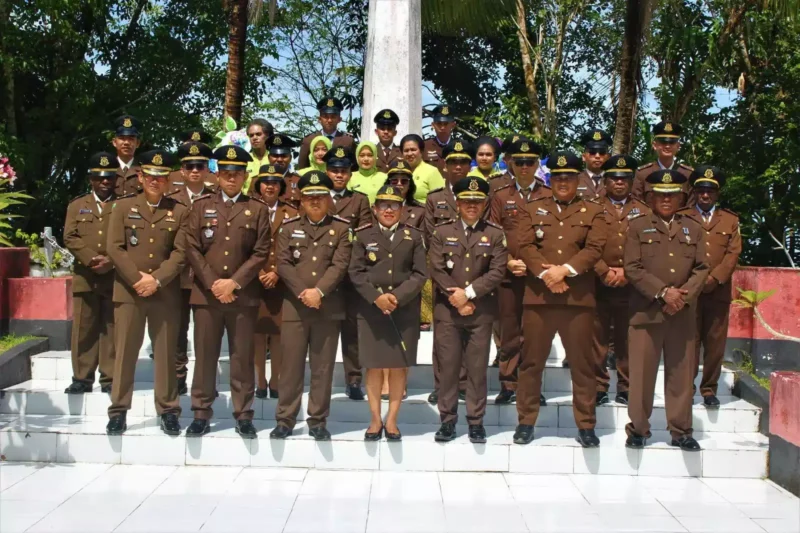 Keterangan foto : Kepala Kejaksaan Negeri Biak Numfor Dr. E. P. Numberi mengatakan penegak hukum harus tegakkan hukum yang tegas dan humanis. Hal ini dikatakan Kajari Biak Numfor saat Hari Bhakti Adhyaksa ke-63 yang jatuh pada Sabtu (22/7/2023)