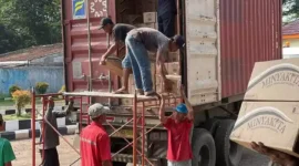 Keterangan foto : Ketua Federasi Serikat Buruh Keadilan (FSBK) Kabupaten Lebak, Tb Dede Chandra menyambut baik langkah Bulog Lebak - Pandeglang yang menjaga kebutuhan pokok tetap stabil, Senin (24/7/2023)