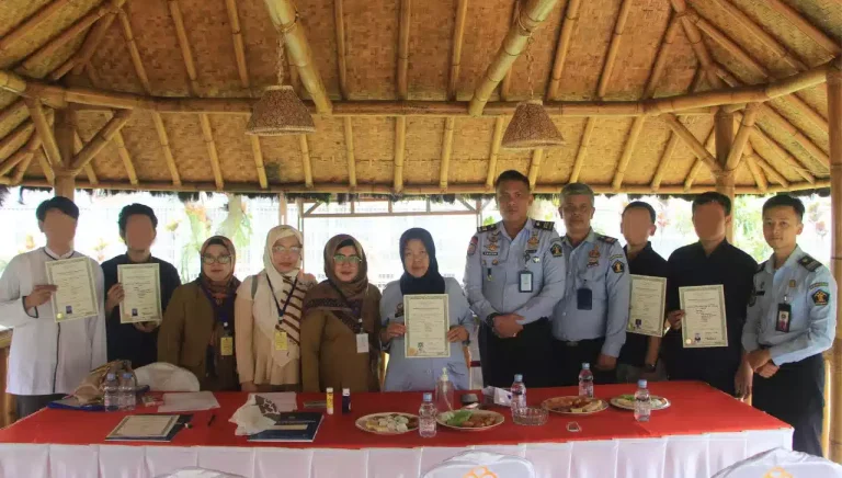 rutan bandung Pelaksanaan Cap 3 Jari Ijazah Bagi WBP Paket C di Rutan Kelas I Bandung I Teras Media