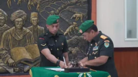 Keterangan foto : Danrem pimpin penyerahan jabatan dan tandatangani berkas sertijab, (Kamis, 27/7/2023) 