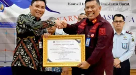 Keterangan foto : Kepala Kantor Wilayah Kemenkumham Jawa Barat kembali Dapatkan Dwi Warna Treasury Award Terbaik Tahun 2023,(Kamis, 27/7/2023) 