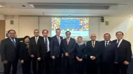 Keterangan foto : Menteri Hukum dan HAM Yassona laoly Bicara Soal Human Dignity di Oxford, (Kamis, 27/7/2023) 