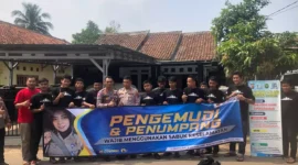Keterangan foto : Serikat Sopir Banten (SSB) yang berafiliasi dengan Federasi Serikat Buruh Keadilan (FSBK) menerima pemahaman tentang tertib berlalu lintas dari Satlantas Polres Lebak, Minggu (30/7/2023)