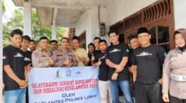 Keterangan foto : Serikat sopir Banten bersinergi dengan satlantas polres Lebak terkait tata terbit keselamatan, (Minggu, 30/7/2023) 