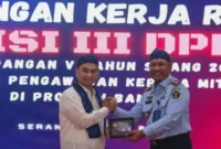 Foto: Kunjungan Kerja Reses Komisi III DPR RI Masa Sidang V Tahun Sidang 2022-2023 di Kantor Wilayah Kementerian Hukum dan HAM Banten, Senin (17/07).