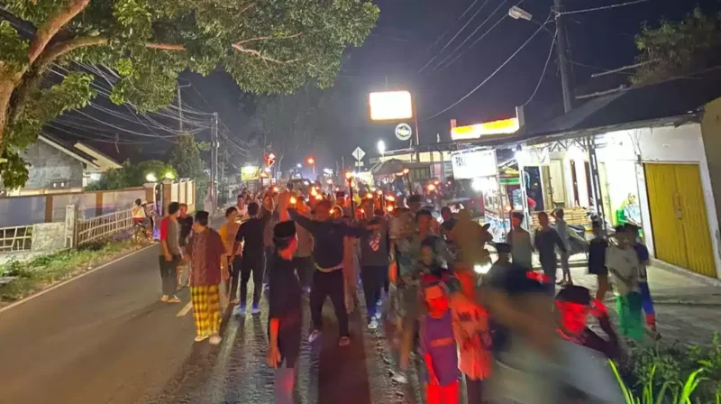 Keterangan foto : Masyarakat Cibuah Antusias menyambut Tahun baru islam. 1 Muharram 1445 Hijriyah di Cibuah Warunggunung Lebak banten, (Selasa, 18/7/2023) 